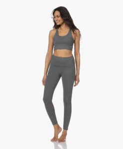 Deblon Sports Michelle Cropped Bh Top - Gray -Mode Kleding 230321 d96aeb05 bdcf 4d79 b33d 076733aa849c