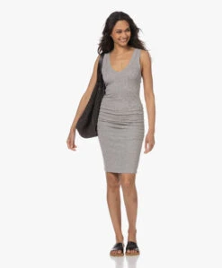 See By Chloé Essie Leren Slippers - Zwart -Mode Kleding 230411 034f5de3 8a90 45c3 8ca9 fba4685985d9