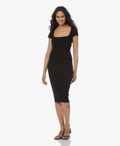 Iro Phebo Rib Jersey Jurk Met Vierkante Hals - Zwart -Mode Kleding 230412 aecb643d 935b 462f b03a e6ae5e4c17ae