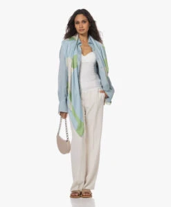 Viveh Bauxite Viscose Print Sjaal/Omslagdoek - Blauw/Groen 21 Viveh Bauxite Viscose Print Sjaal/Omslagdoek - Blauw/Groen -Mode Kleding 230412 e1a9dc5d 19a7 499b b600 67711aba4d00