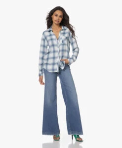 Closed Glow-Up Flared Stretch Jeans - Middenblauw 15 Closed Glow-Up Flared Stretch Jeans - Middenblauw -Mode Kleding 230418 62b77261 0b9f 4243 afc2 3ce789ec2142