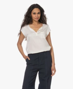 Repeat Zijden Blouse Met Kapmouwen - Crème -Mode Kleding 230424 8dd6ae6c 10c6 49a5 9a69 020c0d7dcc99