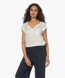 Repeat Zijden Blouse Met Kapmouwen - Crème -Mode Kleding 230424 9a9074ef 173c 4aff 8e05 e5a39e34a3dc