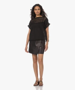 By Malene Birger Esmaa Lamsleren Overslag Minirok - Zwart -Mode Kleding 230425 18b7fad1 1c99 45ea aff6 b62469be2407