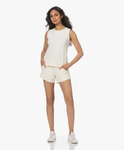 Deblon Sports Kate Bee Jersey Short - Crème -Mode Kleding 230425 552b14fa af15 4a73 a805 05a560a6c87e