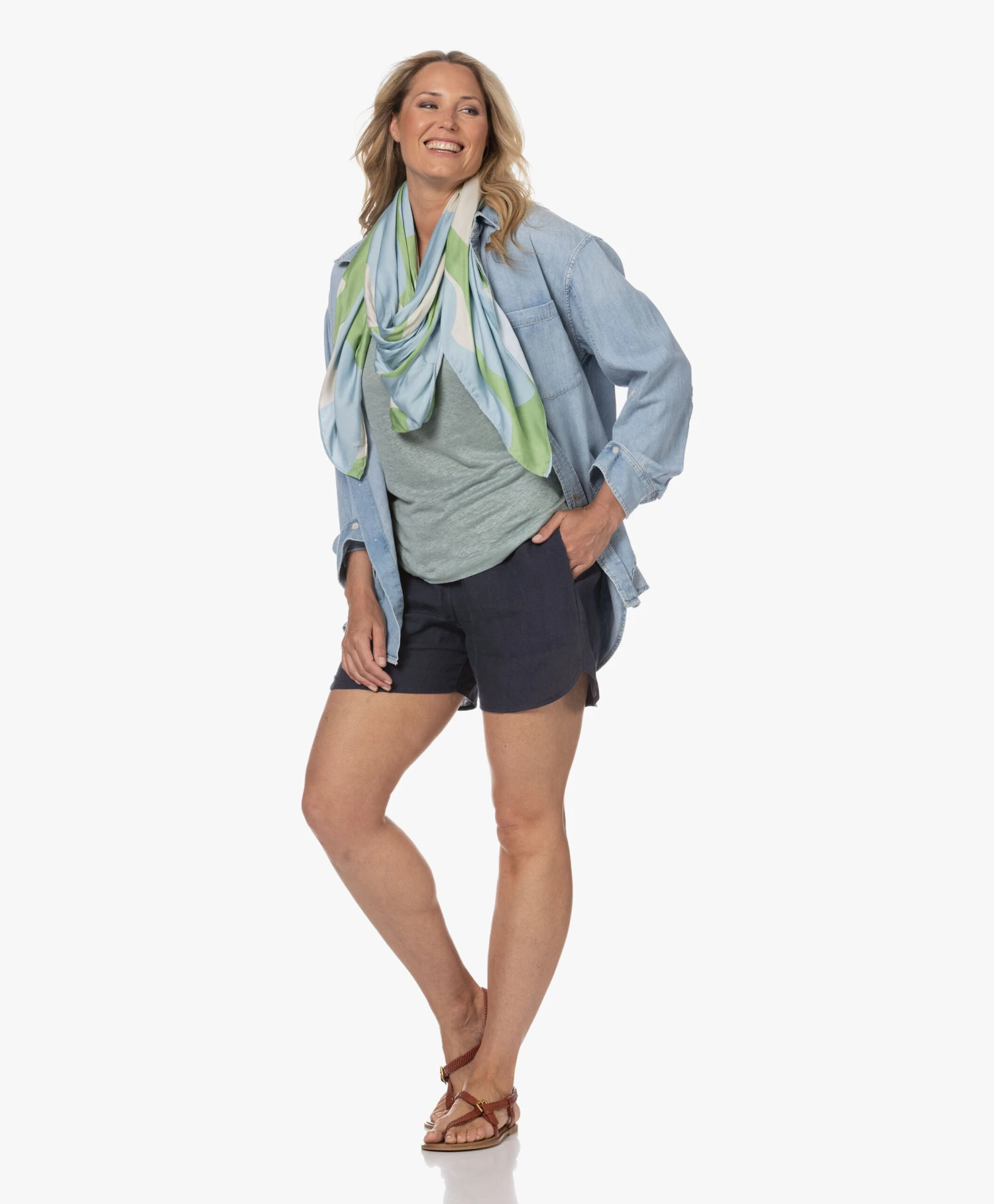 Viveh Bauxite Viscose Print Sjaal/Omslagdoek - Blauw/Groen 10 Viveh Bauxite Viscose Print Sjaal/Omslagdoek - Blauw/Groen - Afbeelding 10