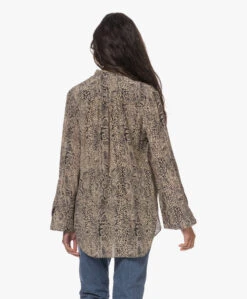 By Malene Birger Flaiy Zijden Slangenprint Blouse - Zwart/Beige -Mode Kleding 230516 724fca48 b75c 4e16 925e 44e7c5edc06a