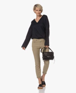 See By Chloé Essie Leren Slippers - Zwart -Mode Kleding 230523 6614911a dd26 4436 9e68 ecacb8010643