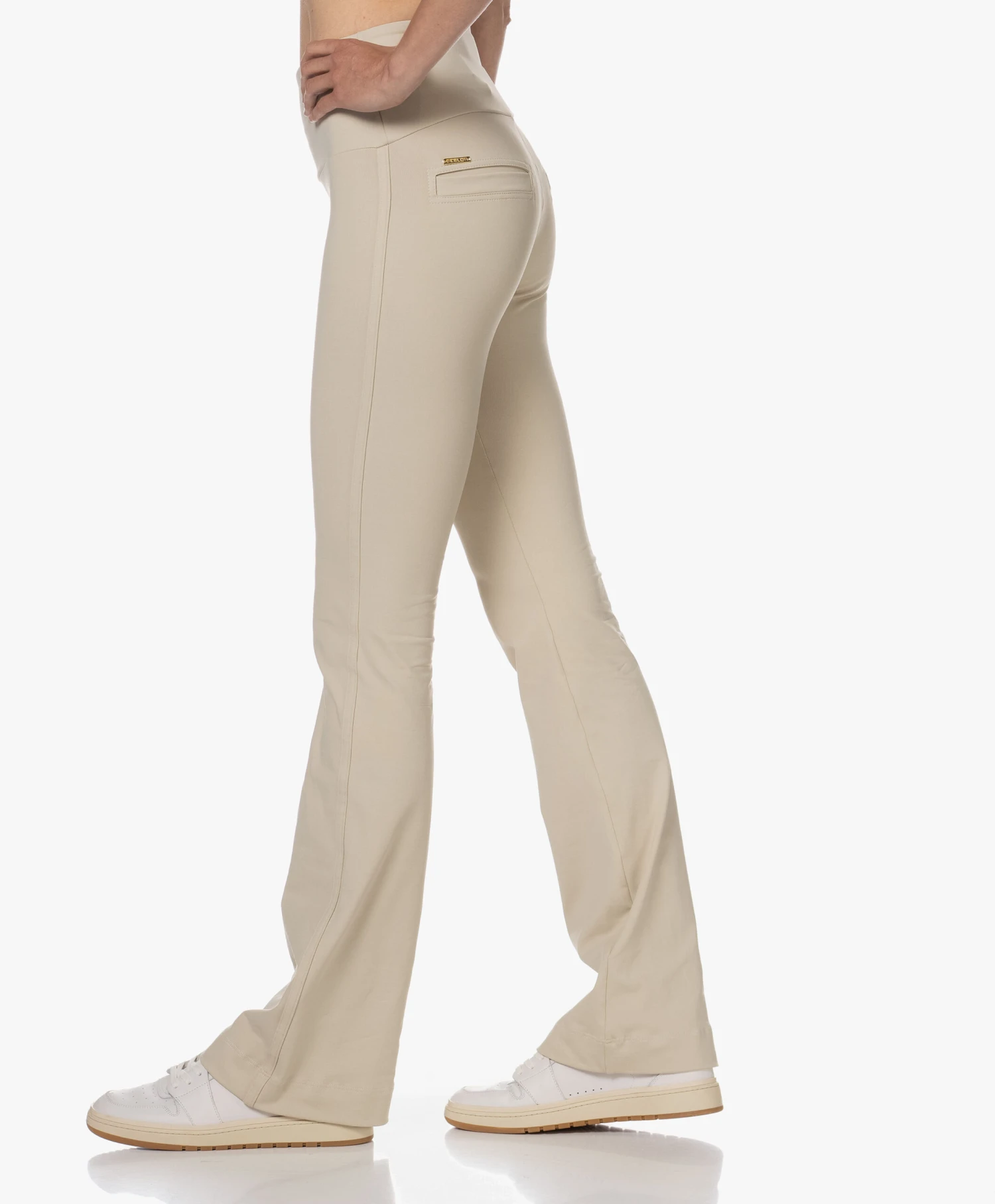 Deblon Sports Celine Flared Legging - Latte 7 Deblon Sports Celine Flared Legging - Latte - Afbeelding 7