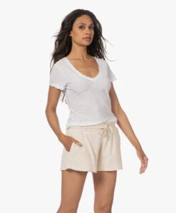 James Perse Slub Jersey V-Hals T-Shirt - Wit 23 James Perse Slub Jersey V-Hals T-Shirt - Wit -Mode Kleding 230525 99d5a6bf c2f8 43a1 8b08 cb486fd36104