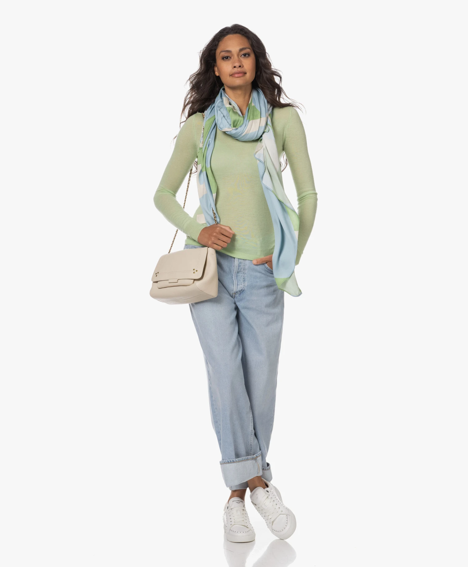 Viveh Bauxite Viscose Print Sjaal/Omslagdoek - Blauw/Groen 5 Viveh Bauxite Viscose Print Sjaal/Omslagdoek - Blauw/Groen - Afbeelding 5