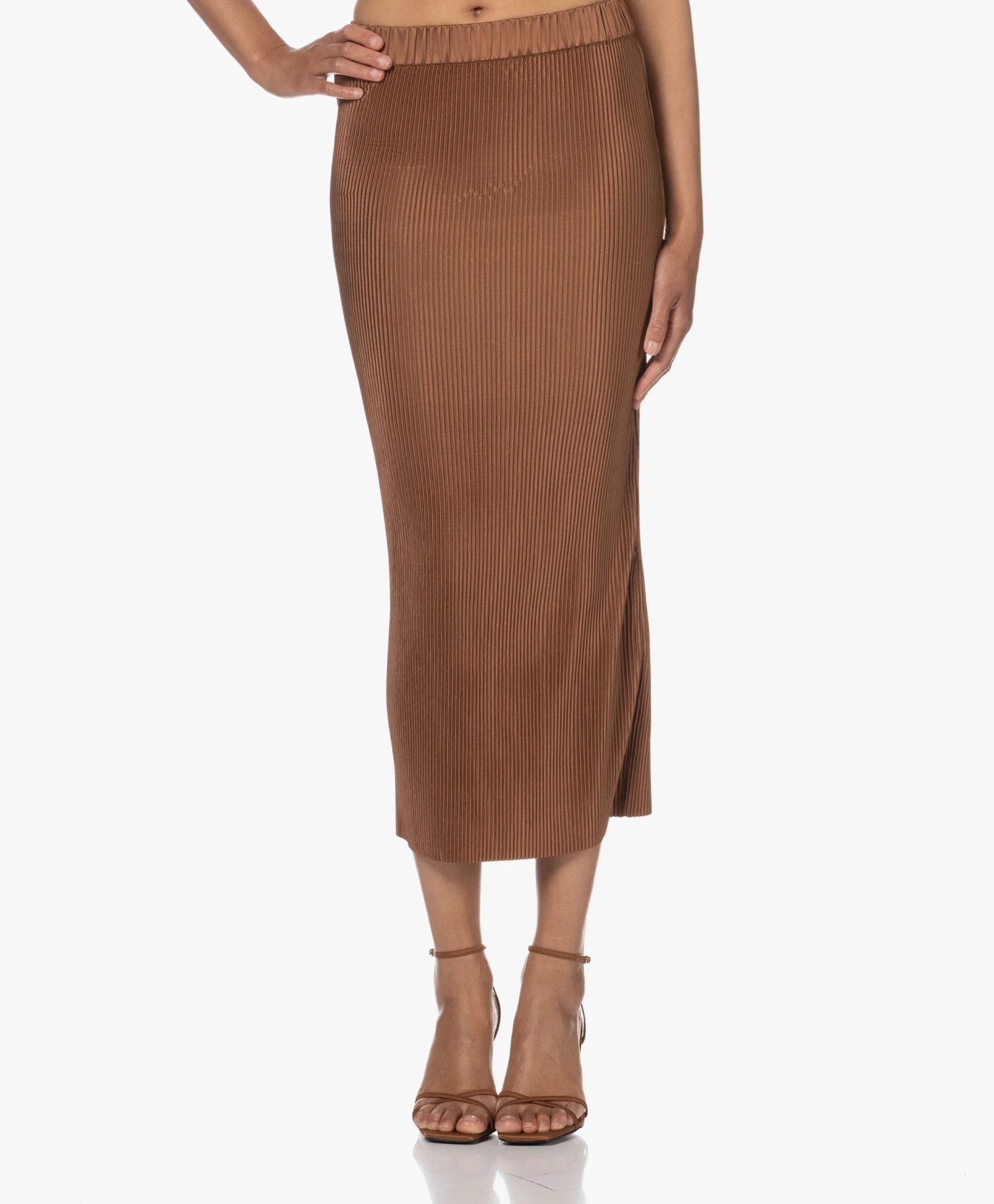 By Malene Birger Velmas Plissé Midi Rok - Dark Tan 1 By Malene Birger Velmas Plissé Midi Rok - Dark Tan