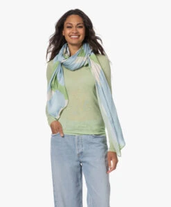 Viveh Bauxite Viscose Print Sjaal/Omslagdoek - Blauw/Groen 23 Viveh Bauxite Viscose Print Sjaal/Omslagdoek - Blauw/Groen -Mode Kleding 230530 7e60b648 2111 4721 addc b2e88d6a996a