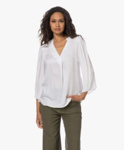 Plein Publique La Vera Satijnen Blouse - Wit -Mode Kleding 230531 c77db772 e98a 4e86 9535 9c7191ca74f6