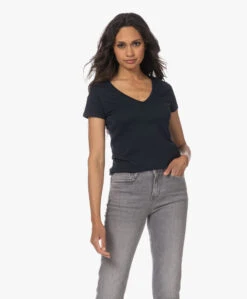 Majestic Filatures Julia Deluxe Katoenen V-Hals T-Shirt - Marine -Mode Kleding 230606 b1136fb7 1560 4d0e a839 0a79a40b6cff