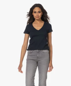Majestic Filatures Julia Deluxe Katoenen V-Hals T-Shirt - Marine -Mode Kleding 230606 bbaa0417 c91c 47e6 83d8 334fe02afd00