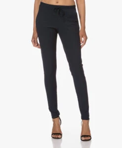 Woman By Earn Fae Tech Jersey Broek - Navy