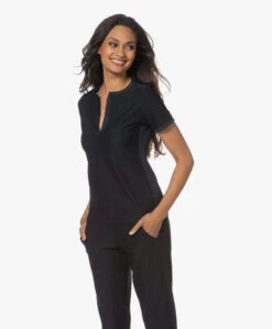 Deblon Sports Ellin Splithals T-Shirt - Zwart 24 Deblon Sports Ellin Splithals T-Shirt - Zwart -Mode Kleding 230614 74ba5d4e 3983 428f af41 18006fec399b