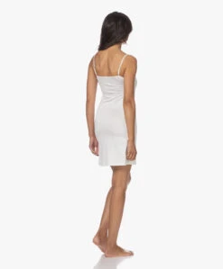 Hanro Satin Deluxe Onderjurk - Off-White -Mode Kleding 230614 e89dce4d 61c9 4828 8a05 1aca1ebb989c