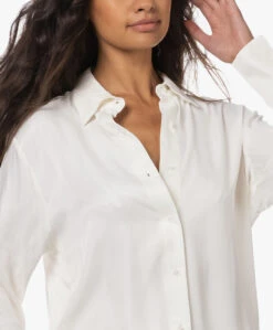 Viveh Beryl Viscose Satijnen Blouse - Coconut Milk -Mode Kleding 230622 79d0b0b8 f0b5 4249 8089 92b678e790f0