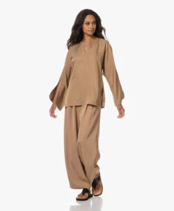 By Malene Birger Calias Twill Blouse - Tobacco Brown -Mode Kleding 230622 a85a01e9 9d58 4abe b979 77dd0f98862e