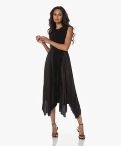 Joseph Dera Mixed Media Plissé Midi Jurk - Zwart