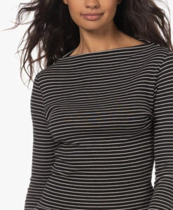 Closed Gestreepte Longsleeve Met Boothals - Zwart -Mode Kleding 230629 7a8804aa 83e3 4dc9 881f da84ac19df67