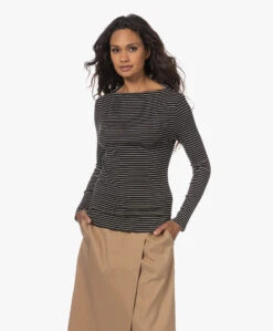 Closed Gestreepte Longsleeve Met Boothals - Zwart -Mode Kleding 230629 862e91a9 76c1 4736 af12 9abaf80115de