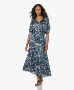 Pomandère Zijdemix Wikkelblouse Met Print - Ocean Blue -Mode Kleding 230706 3455a9ff 31cc 424d 8175 14f17be68495