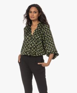 Lasalle Satijnen Blouse Met Geometrische Print - Groen/Zwart -Mode Kleding 230706 9a50c5ff acc0 4cfc 895b 1145919d022d