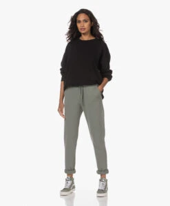 Neeve The Holly Bio Katoenen Sweatpants - Agave Green -Mode Kleding 230718 0d8933e4 a997 414b adc1 d93f01b82058
