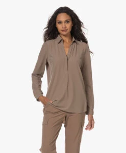 Japantky Meky Travel Jersey Splithals Blouse - Walnut