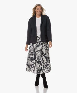 Kyra Juul Print Crêpe Midi Rok - Donker Navy -Mode Kleding 230725 5221dac8 1d6c 4c3b a4b0 6e8b6235297d