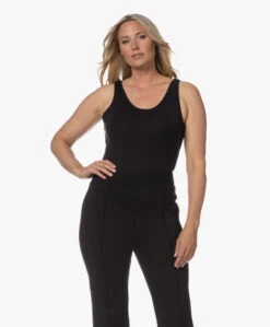 Spanx® Suit Yourself Mouwloze Scoop Neck Bodysuit - Zwart 23 Spanx® Suit Yourself Mouwloze Scoop Neck Bodysuit - Zwart -Mode Kleding 230725 c4035595 ff91 4c4a 855c 4ecef218dcd5