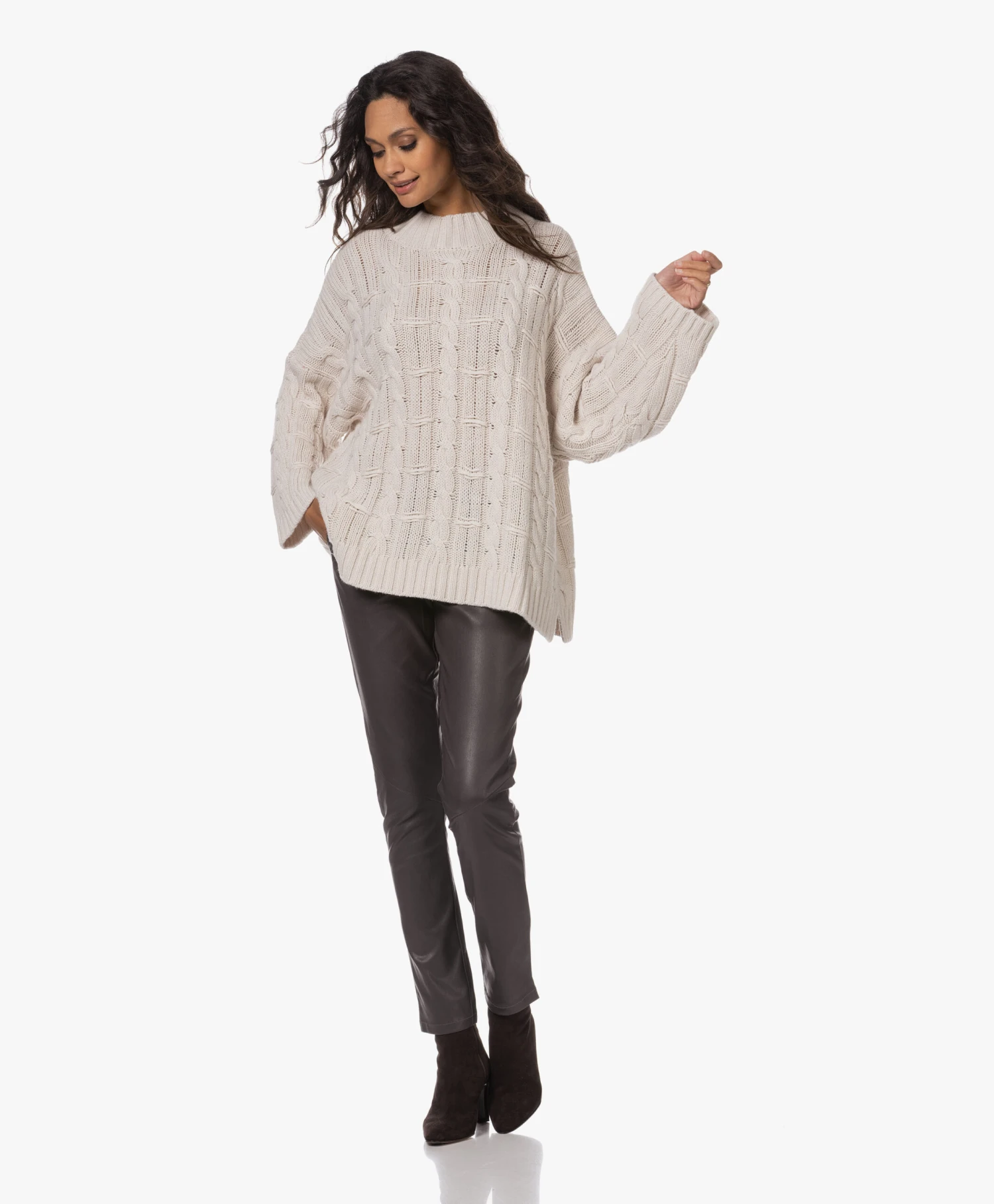 Panara Suède Leren Enkellaarzen - Donkerbruin 10 Panara Suède Leren Enkellaarzen - Donkerbruin - Afbeelding 10