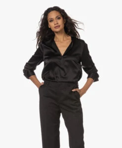 Filippa K Pull-On Zijden Splithals Blouse - Zwart -Mode Kleding 230727 52f54529 7719 42fc 9110 87e50d2474fb