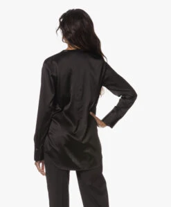 Filippa K Pull-On Zijden Splithals Blouse - Zwart -Mode Kleding 230727 983e0655 a924 4344 9075 ce6bb897bac6