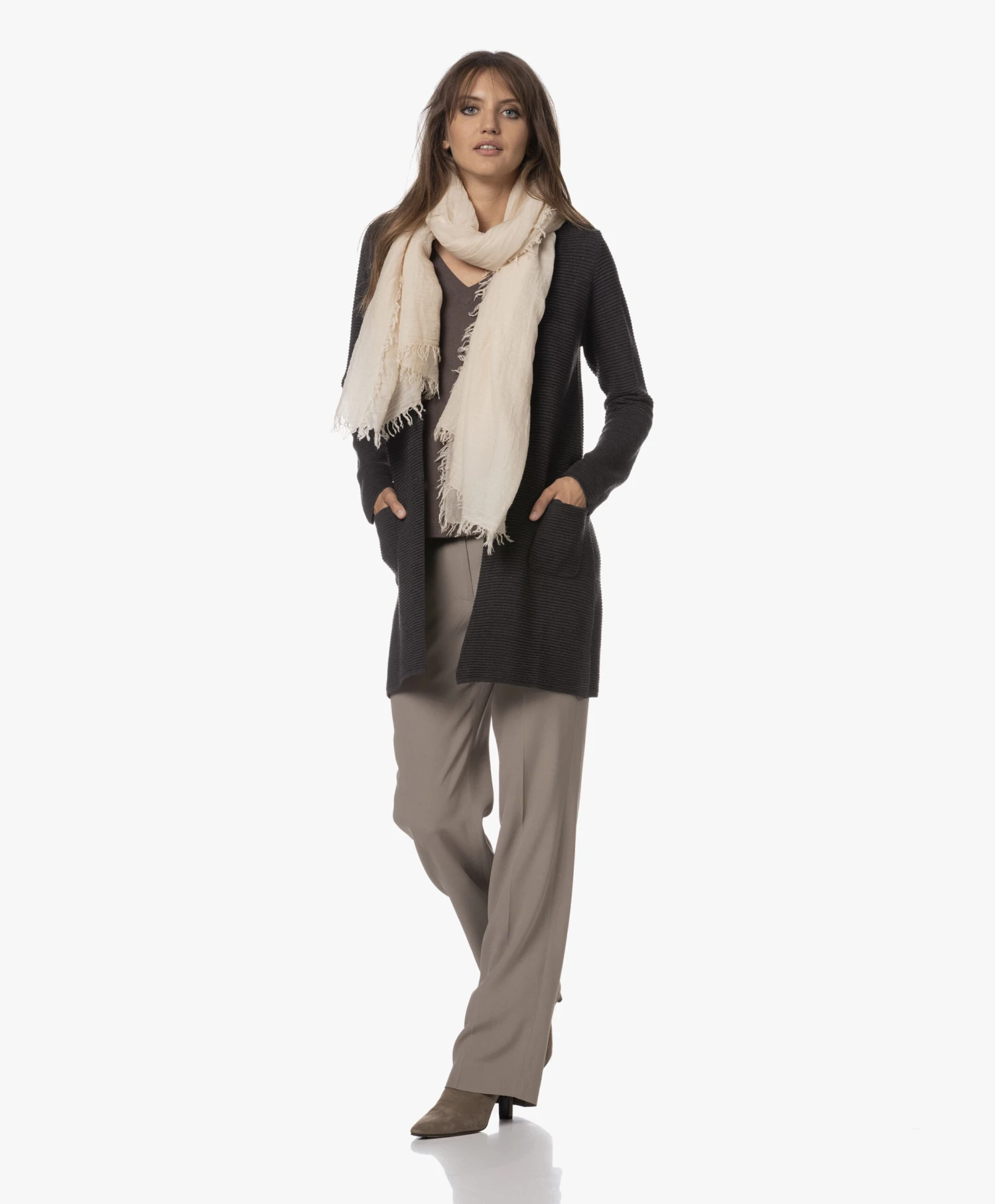 Panara Suède Leren Enkellaarzen - Taupe 6 Panara Suède Leren Enkellaarzen - Taupe - Afbeelding 6