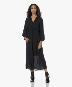 By-Bar Ravi Twill Jurk Met Driekwartmouwen - Midnight -Mode Kleding 230808 815c854b c4ac 426e 9505 b12f13ada92d