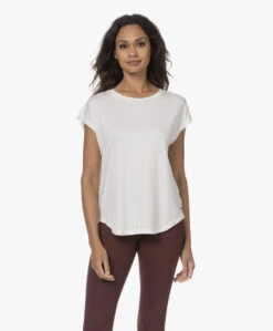 Deblon Sports Carol Viscose T-Shirt Met Kapmouwen - Off-White -Mode Kleding 230809 055557e4 4543 4bd4 b55f afb9717a3fac