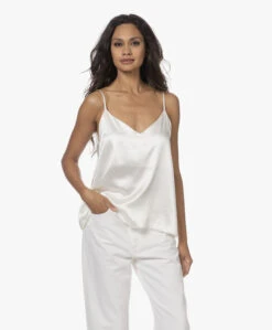 By Dariia Day Mulberry Zijden Camisole - Powder White -Mode Kleding 230809 5fd22610 b414 4bb3 8375 5e7bc8ae979b