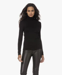 Majestic Filatures Viscose Soft Touch Jersey Colshirt - Zwart -Mode Kleding 230810 6618de01 a4e6 4b34 9ca3 5a3e19d17754