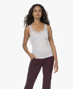 Hanro Lace Delight Top - Wit 15 Hanro Lace Delight Top - Wit -Mode Kleding 230810 b2327f3b 6156 4bf6 9d44 9825e63167aa