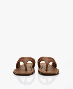 Atp Atelier Vione Nappa Leren Teenslippers - Brandy 19 Atp Atelier Vione Nappa Leren Teenslippers - Brandy -Mode Kleding 28c3d3c5 9ed9 4b3c 9ece bd72ebe26e6c 331