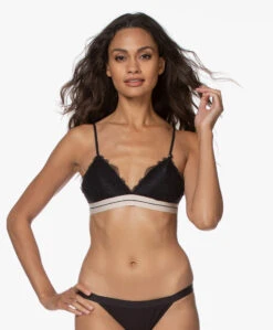 Love Stories Padded Darling Lace Bralette - Zwart