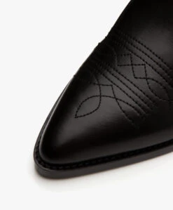 Closed Hoge Leren Cowboy Laarzen - Zwart 15 Closed Hoge Leren Cowboy Laarzen - Zwart -Mode Kleding 32588fee 5ba0 4c4e 8738 58a9a0033976 01