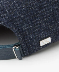 Varsity Headwear Alpacamix Bouclé Geruite Pet - Donkerblauw/Wit -Mode Kleding 368e8b5a e09e 4138 9409 7113f23d7d53