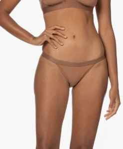 Love Stories Wild Rose Lace Slip - Medium Bruin/Mokka