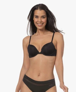 Calvin Klein Push-Up Plunge Bh - Zwart -Mode Kleding 4f229d98 4ca1 45e4 94e1 da4dbd4f8d91 312