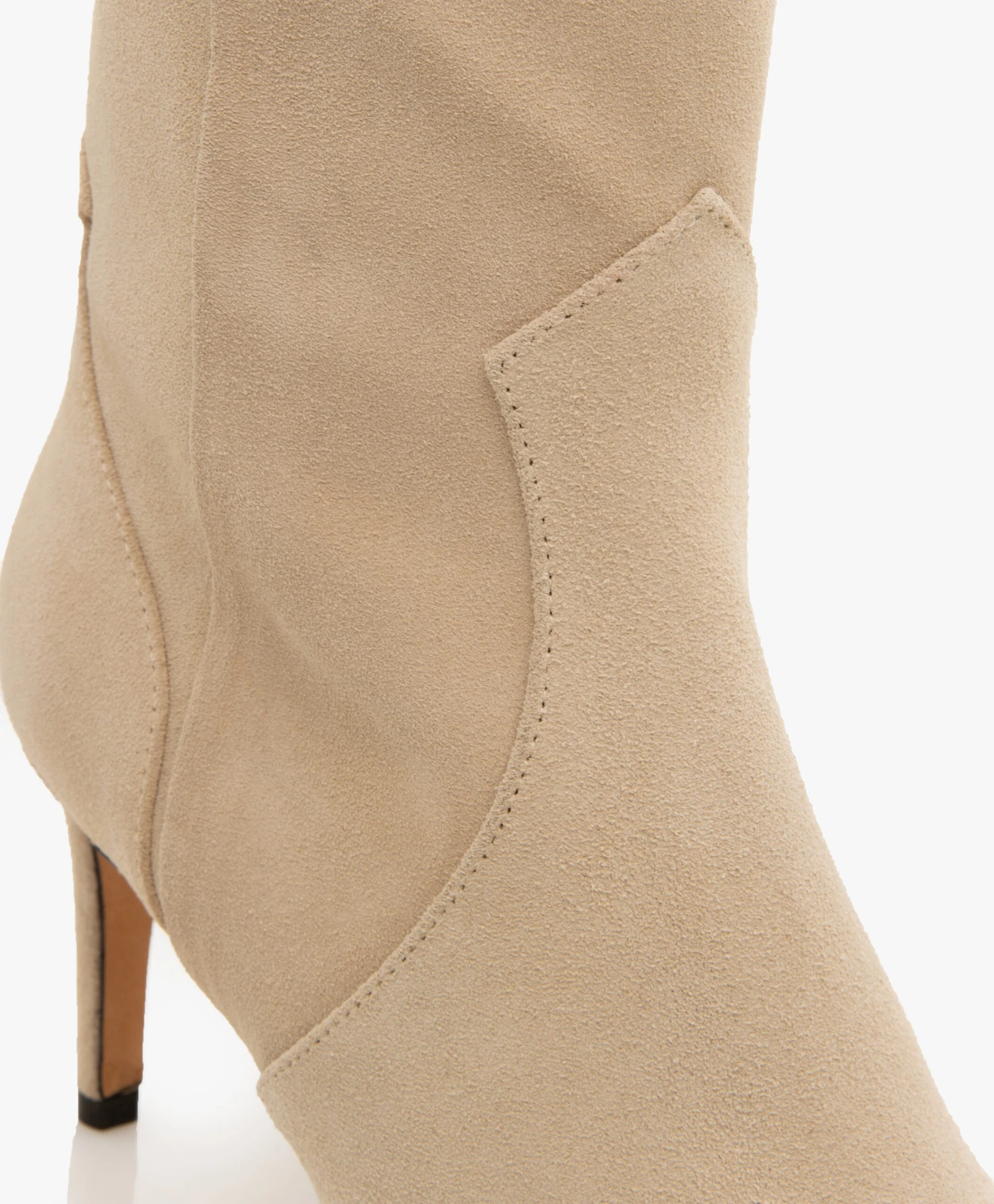 Iro Davy Match Suède Enkellaarzen - Beige 11 Iro Davy Match Suède Enkellaarzen - Beige - Afbeelding 11